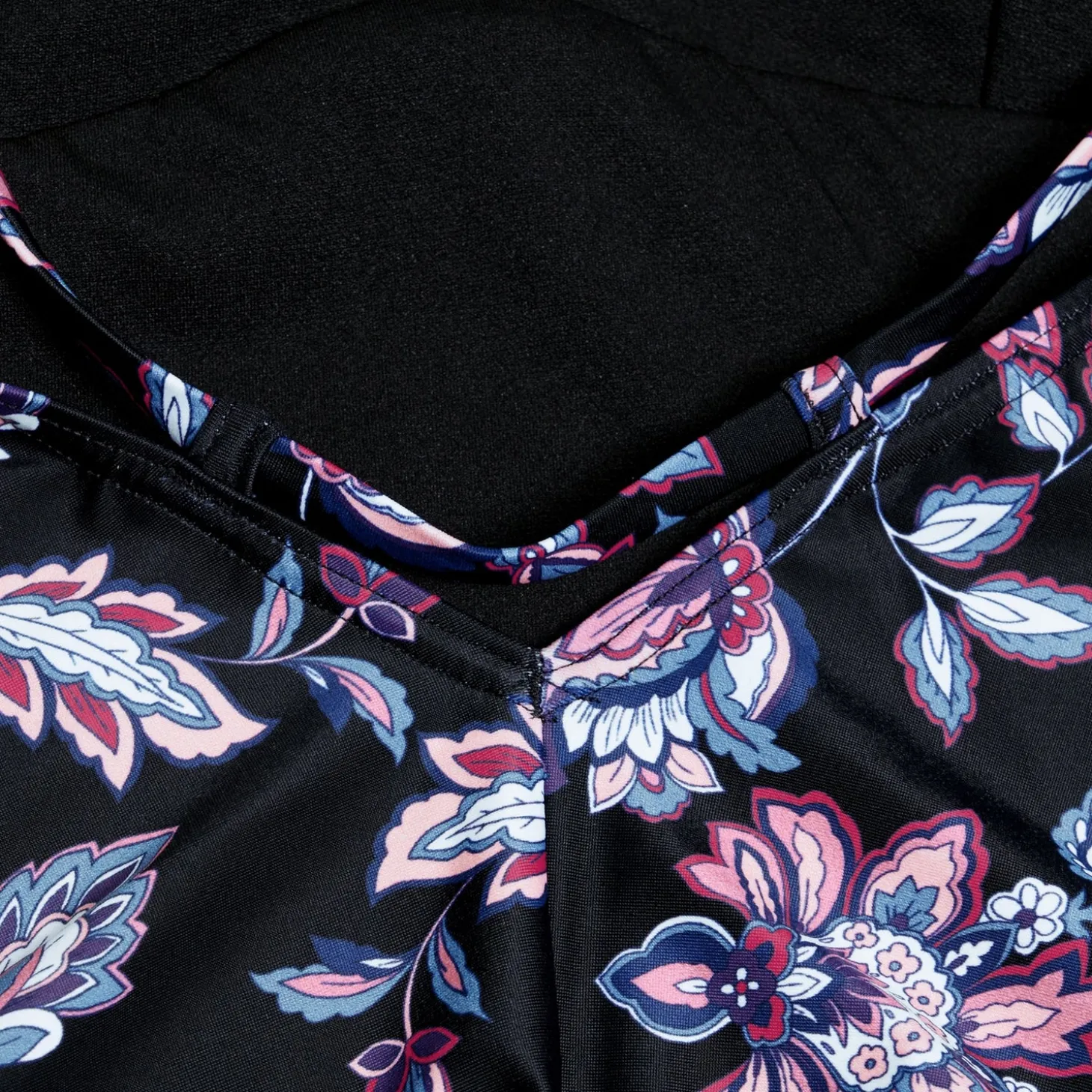Hot Maillot de bain 1 pièce galbant à bretelles et imprimé pour Femmes Noir/Violet Femme Maillots Galbant