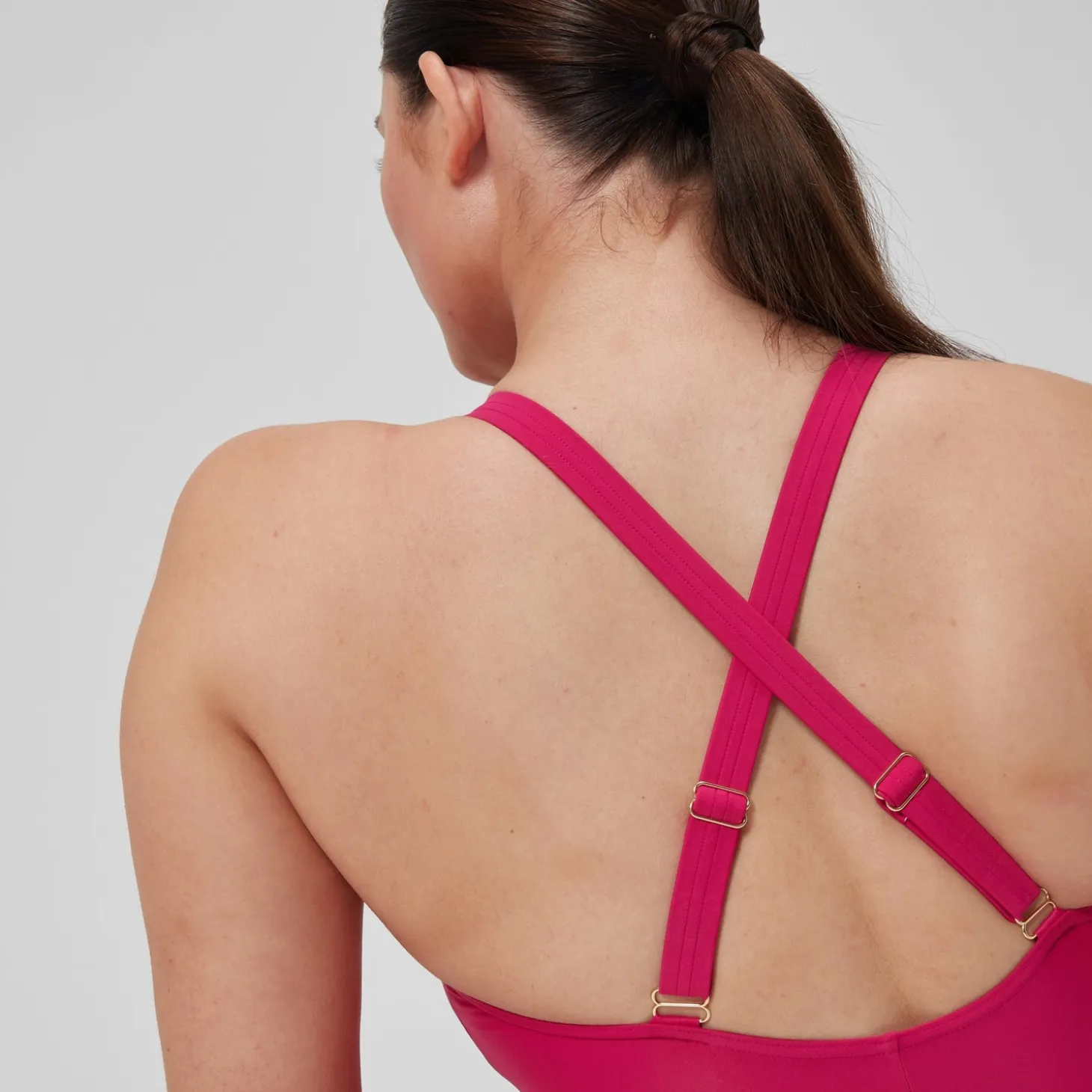 Store Maillot de bain 1 pièce Shaping à encolure en V pour Femmes Magenta Brume Femme Maillots Galbant