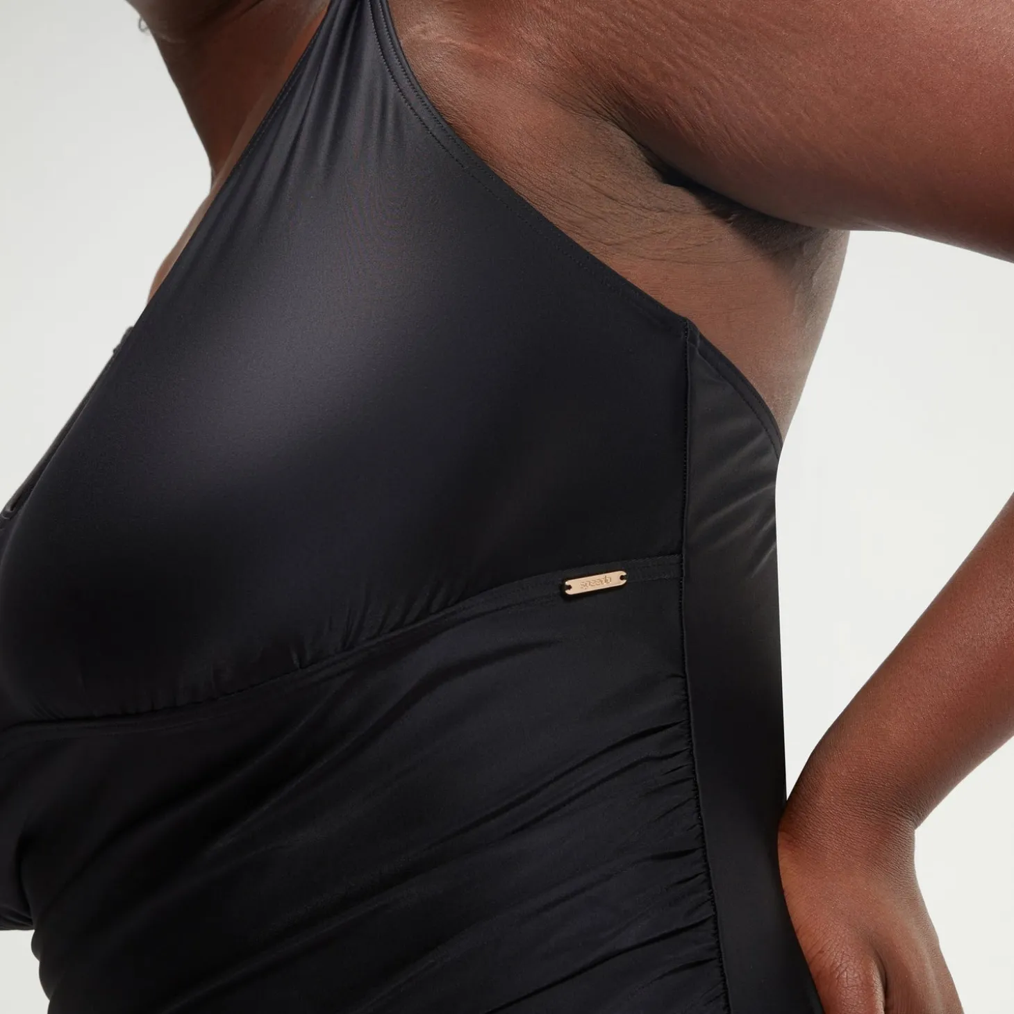 Store Maillot de bain grande taille Femme effet galbant col en V Femme Maillots 1 Pièce