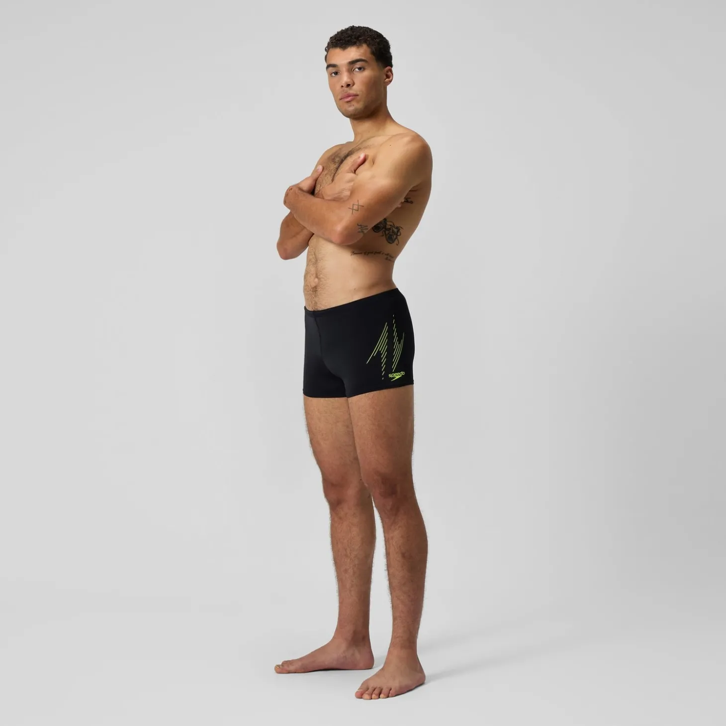 Discount Short de bain homme à imprimé intégral XPRESS LITE 18 pouces noir/jaune Homme Aquashorts