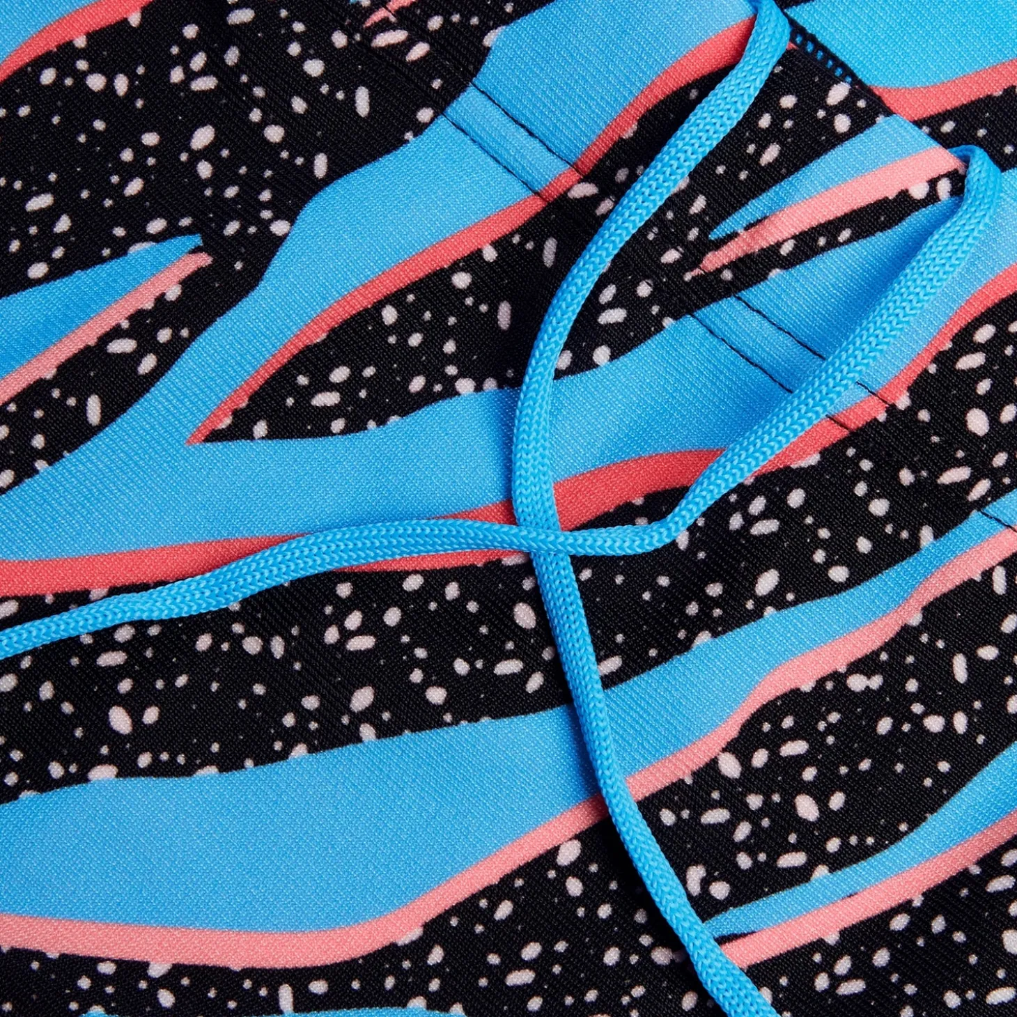 New Slip de bain Hommes pour entraînement en club 13,5 cm Allover Noir/Bleu picton/Rouge sirène Homme Slips De Bain
